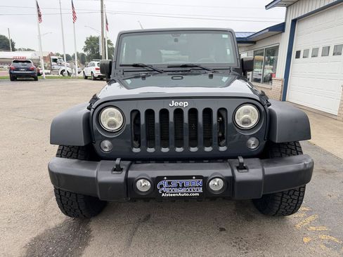 Used 2017 Jeep Wrangler Unlimited Sport AWD/4WD image 8