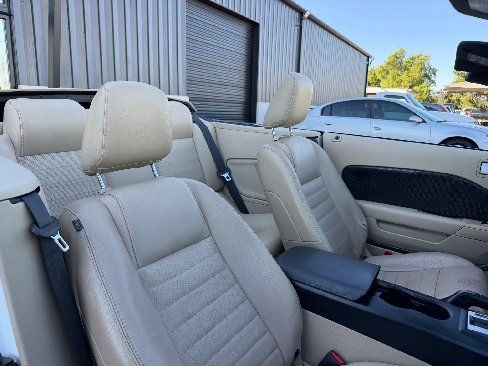 Used 2006 Ford Mustang GT RWD image 29