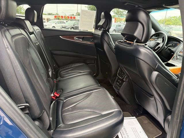 Used 2019 Lincoln Nautilus Reserve FWD image 21