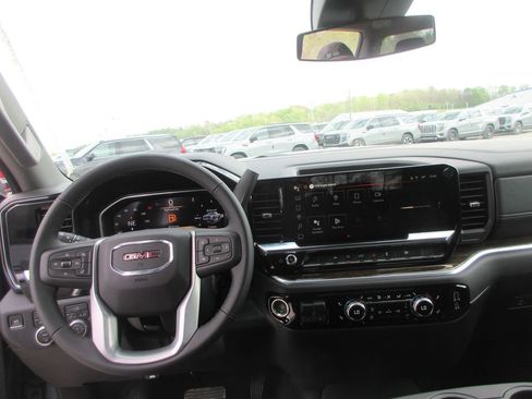 New 2026 GMC Sierra 1500 Elevation w/ Elevation Select Package AWD/4WD image 17