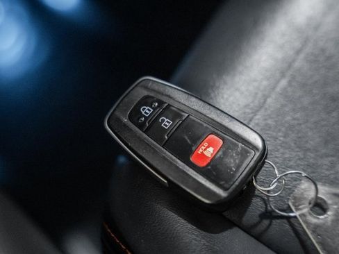 Used 2020 Toyota RAV4 Adventure image 36