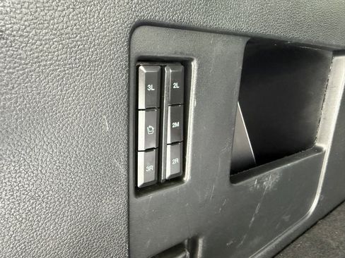 Used 2021 Ford Expedition Max Limited image 33