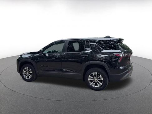 Used 2025 Chevrolet Equinox LT FWD image 11
