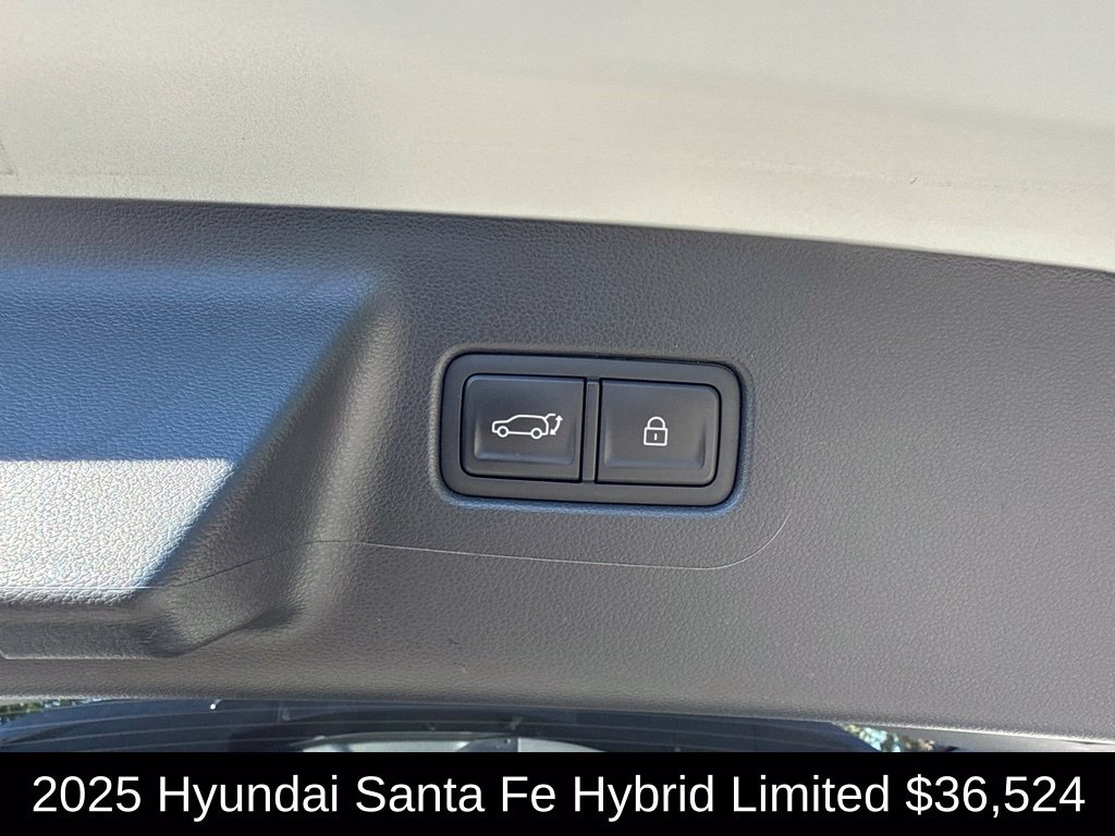 Used 2025 Hyundai Santa Fe Limited FWD image 21