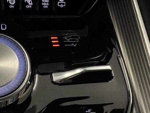 Used 2022 Jeep Grand Wagoneer Series II image 54