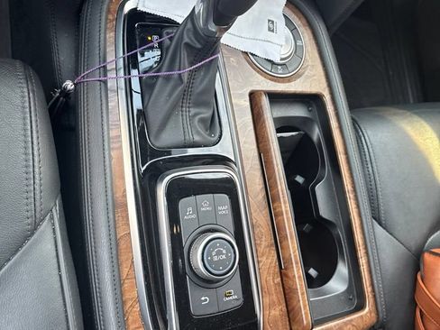 Used 2022 Nissan Armada SL RWD image 13