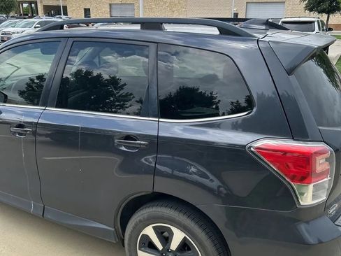 Used 2018 Subaru Forester 2.5i Limited AWD/4WD image 6
