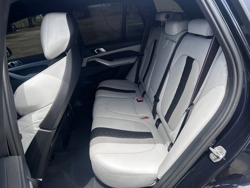 Used 2022 BMW X5 M w/ Competition Package 2 AWD/4WD image 54
