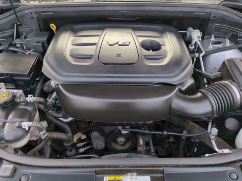 Used 2020 Jeep Grand Cherokee Laredo w/ Security & Convenience Group image 14