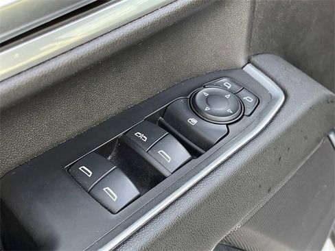 Used 2024 Chevrolet Silverado 2500 LT image 25