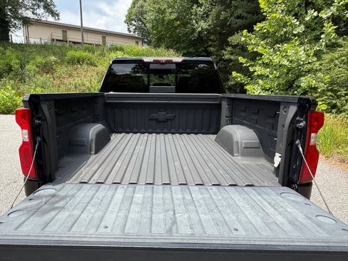 Used 2020 Chevrolet Silverado 1500 LTZ w/ LTZ Plus Package AWD/4WD image 8