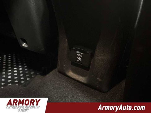 Used 2020 Jeep Renegade Altitude image 33