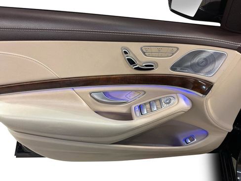 Used 2014 Mercedes-Benz S 550 Sedan image 14