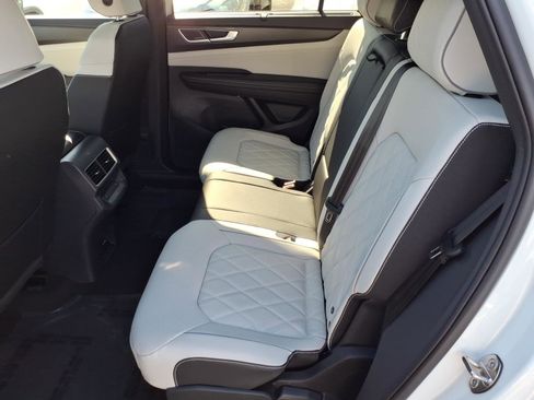 New 2026 Volkswagen Atlas Cross Sport SEL Premium R-Line image 11