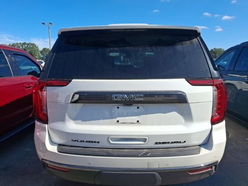 Used 2024 GMC Yukon Denali Ultimate AWD/4WD image 8