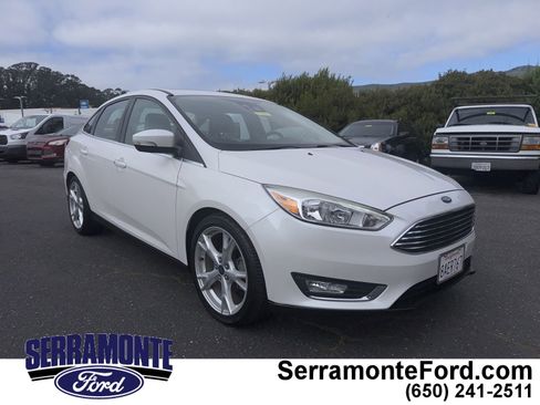 Used 2015 Ford Focus Titanium w/ Titanium Technology Package image 1