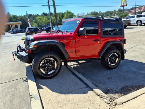 Used 2022 Jeep Wrangler Rubicon image 2