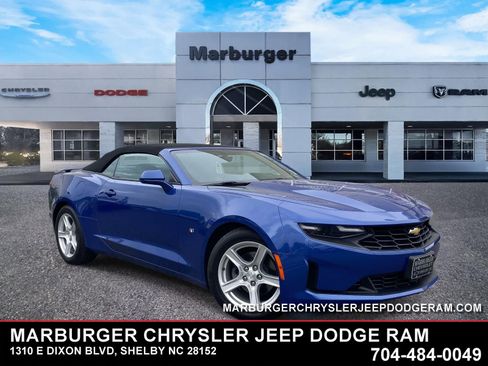 Used 2023 Chevrolet Camaro LT RWD image 1