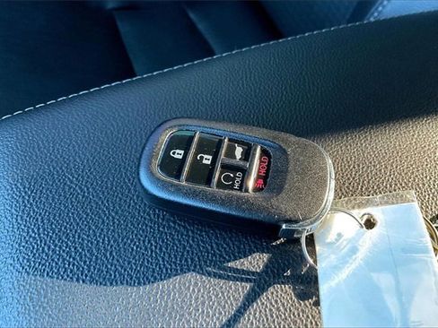Used 2024 Honda Civic EX-L image 10