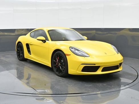 Certified 2024 Porsche 718 Cayman S w/ Premium Package image 11