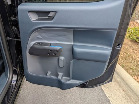 Certified 2025 Ford Maverick Lobo image 31