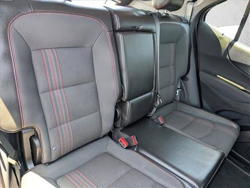 Used 2024 Chevrolet Equinox RS FWD image 17