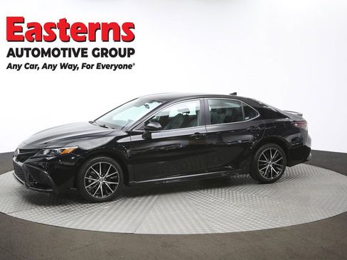 Used 2024 Toyota Camry SE image 56