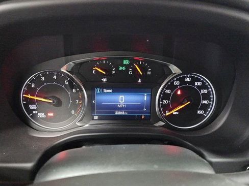 Used 2023 GMC Acadia SLE w/ Driver Convenience Package image 7