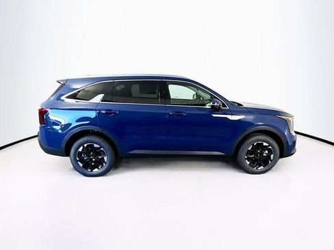 New 2026 Kia Sorento S image 4