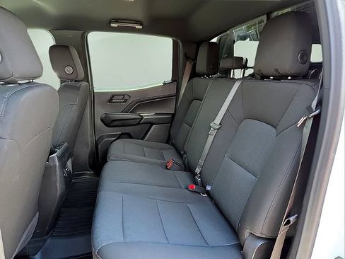 Certified 2024 Chevrolet Colorado Trail Boss w/ Technology Package AWD/4WD image 12