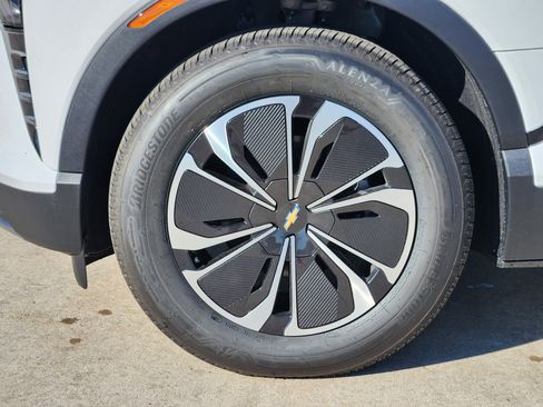 New 2026 Chevrolet Blazer EV LT image 8