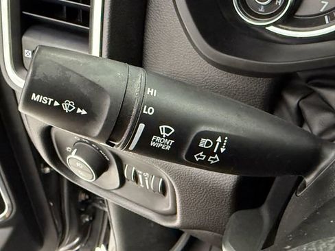 Used 2022 RAM 1500 Laramie RWD image 14