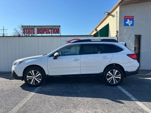 Used 2018 Subaru Outback 2.5i Limited w/ Popular Package #2 image 9