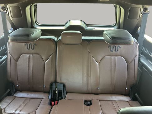 Used 2023 Ford Expedition Max King Ranch image 12