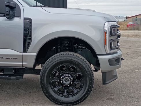 Used 2024 Ford F350 Lariat w/ Black Appearance Package image 4