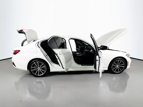 Used 2021 BMW 330i xDrive Sedan w/ Driving Assistance Package image 27