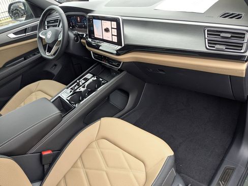 New 2026 Volkswagen Atlas Cross Sport SE image 36