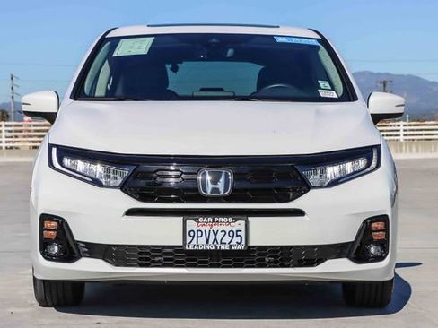 Certified 2025 Honda Odyssey Elite image 4