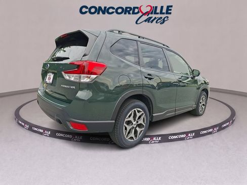 Certified 2023 Subaru Forester Premium AWD/4WD image 7