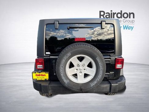 Used 2018 Jeep Wrangler Unlimited Sport S AWD/4WD image 6