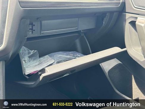Certified 2023 Volkswagen Tiguan SEL R-Line AWD/4WD image 32