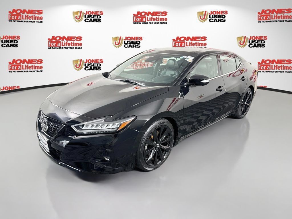 Certified 2022 Nissan Maxima SR w/ Sport Mat Group FWD image 16