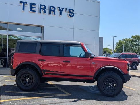 Used 2022 Ford Bronco Wildtrak AWD/4WD image 2