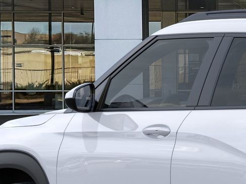 New 2025 Chevrolet TrailBlazer ACTIV w/ Convenience Package FWD image 13