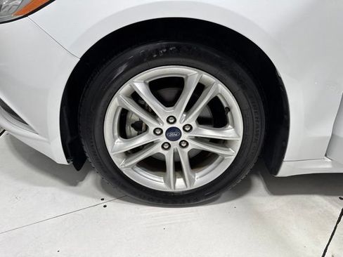 Used 2018 Ford Fusion S FWD image 4