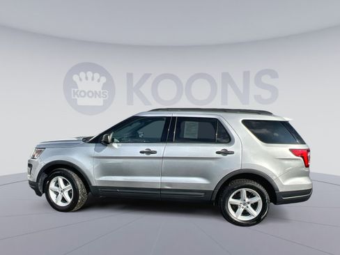 Certified 2019 Ford Explorer 4WD w/ Class III Trailer Tow Package image 2