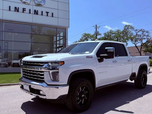 Used 2022 Chevrolet Silverado 2500 LTZ w/ LTZ Plus Package AWD/4WD image 1