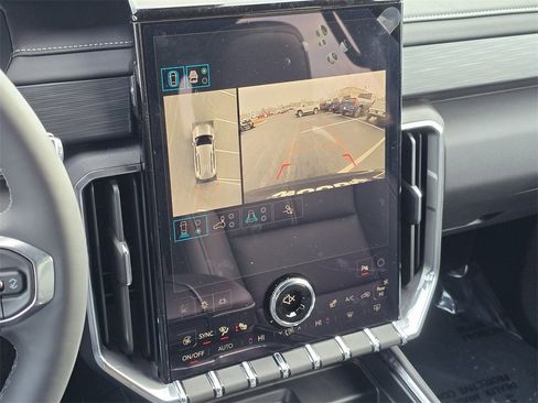 New 2025 GMC Acadia Elevation w/ Super Cruise Package image 21