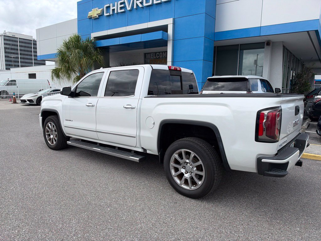 Used 2018 GMC Sierra 1500 Denali RWD image 3