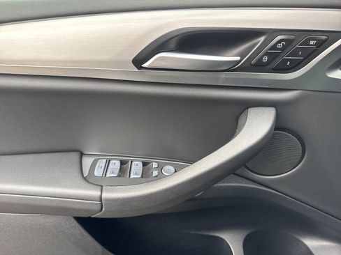 Used 2023 BMW X3 xDrive30i w/ Convenience Package image 11